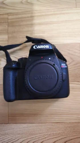 Canon T100