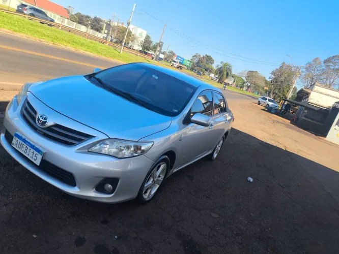 Toyota Corolla GLI 1.8 Flex 16V Aut. 2012