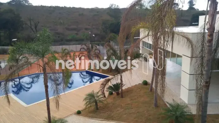 Lote 1.000m²; , condomínio fechado, portaria 24hrs.