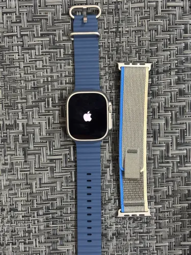 Apple Watch Ultra 2 49mm titânio natural BATERIA 100%