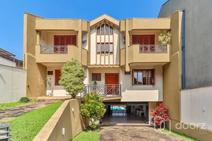 Imóvel na Conselheiro Xavier da Costa com 4 dormitórios e 427.07m²