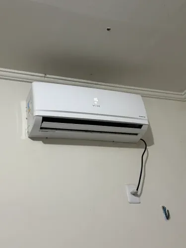 AR-CONDICIONADO SPLIT INVERTER 12.000 BTUs