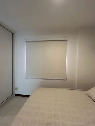 Persianas com Bamdor 160cm altura x 157cm largura