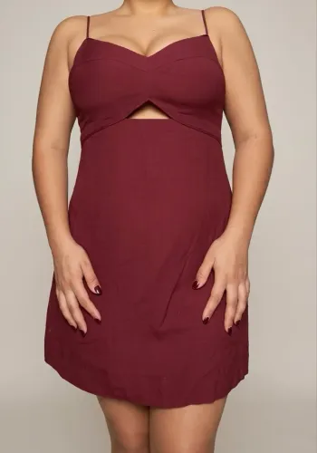 Vestido de linho vinho