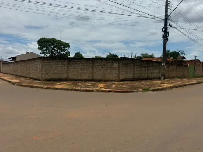 Lote de 400 metros de esquina