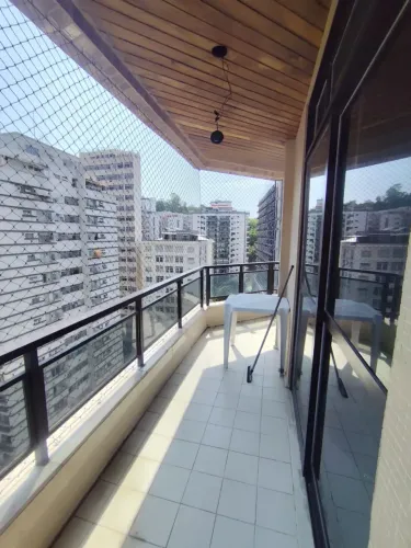 Imóvel para venda possui 98 metros quadrados com 1 quarto em Icaraí - Niterói - RJ