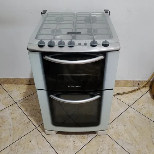 FOGÃO ELETROLUX AUTOMÁTICO 2 FORNOS PERFEITO ESTADO FUNCIONANDO PERFEITAMENTE