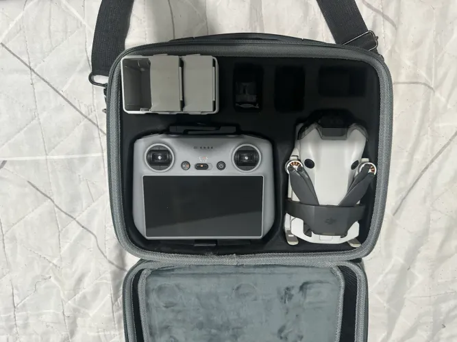 DJI Mini 4 Pro Semi Novo