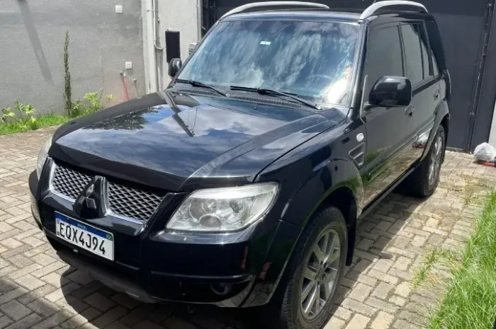 Mitsubishi Pajero TR4 2.0 Flex 16V 4X2 Aut. 2013