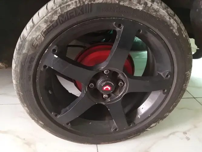 Jogo de roda 17 conservado