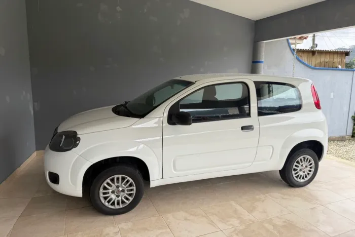 Fiat Uno Vivace 1.0 EVO Fire Flex 8V 3P 2014