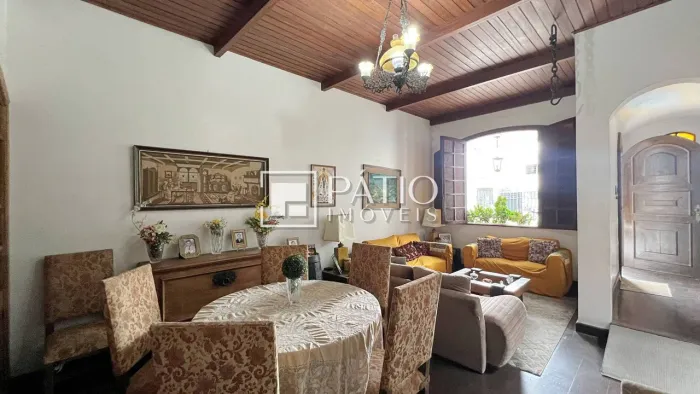 SOUZA. Casa. Av. Tavares Bastos. 4 quartos | 2 suítes. Oportunidade