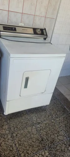 Secadora de roupa a gás Brastemp