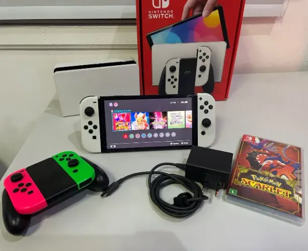 Nintendo Switch OLED Desbloqueado 128gb + Pokemon Scarlet + Case + Cartão SD 512Gb