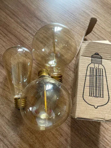 Lâmpada Retrô filamento de Led 