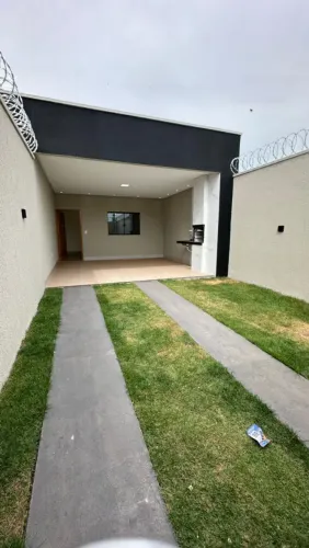 Casa de Alto Padrão para Aluguel no Santos Dumont - Lindíssima e Pronta para Morar!