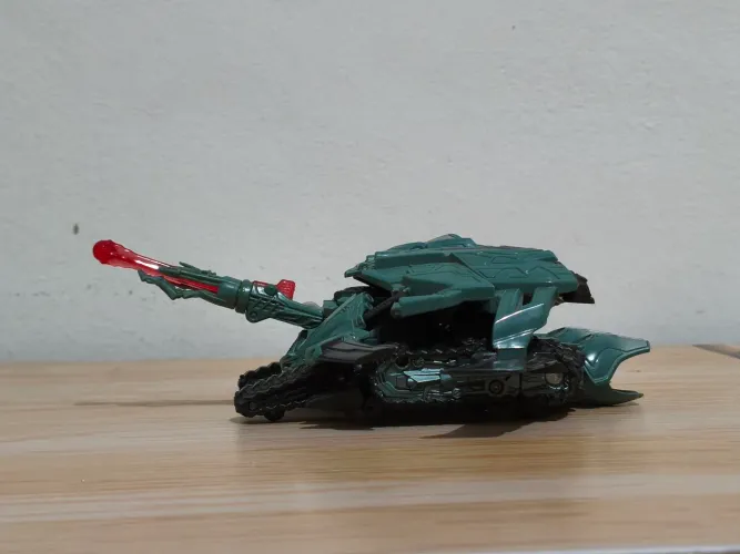 Transformers a vingança dos derrotados, classe voyager decepticon Megatron