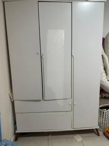 Guarda roupa 3 portas