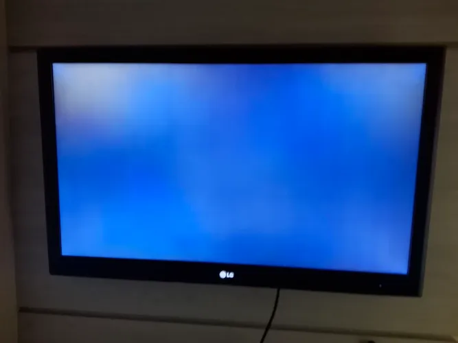TV LG 42 LED Full HD com função Time Machine
