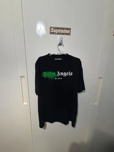 Camiseta Palm Angels Milano Sprayed Black Green - Tamanho G - Usada