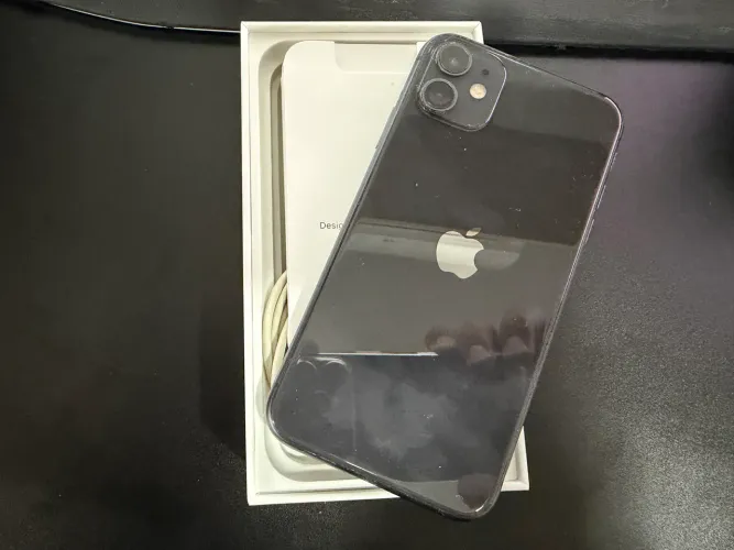 iPhone 11 64 gb Preto