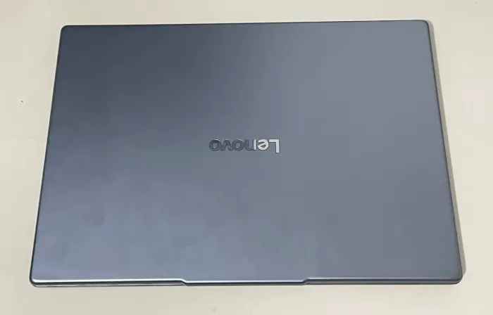 Notebook Lenovo IdeaPad Slim 3, Core i5 15IRH10, 8GB RAM, 512GB, Win11