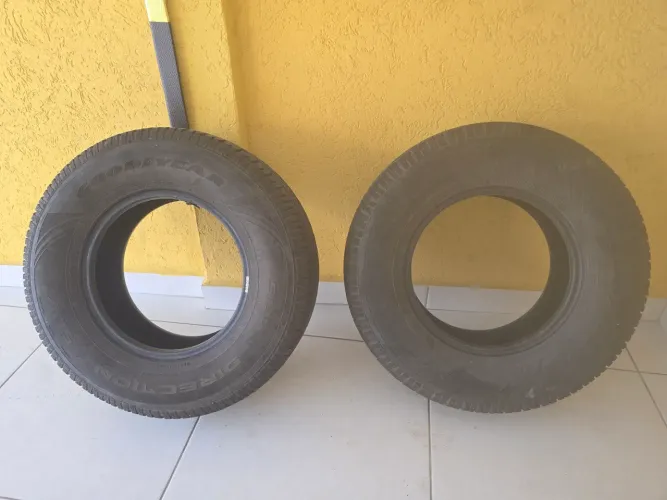 Pneu Goodyear 235/75R15