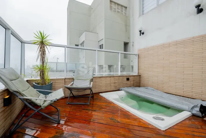 Venda e Locação | Cobertura Reformada de 181 m² com Jacuzzi e Área Gourmet no Brooklin Sã