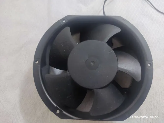 Mini ventilador RT 172 32 watts, bivolt