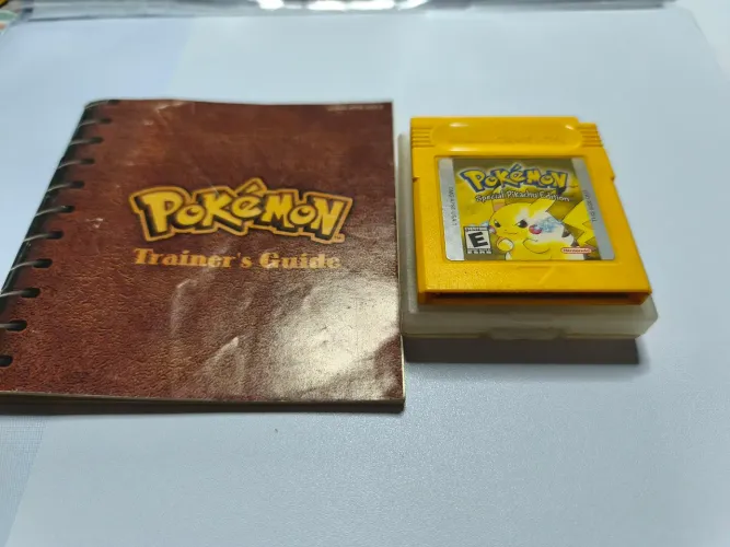 Kit Fita + Manual Pokémon Yellow
