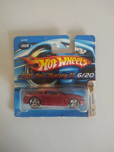 Hot Wheels Ford Mustang GT 2005