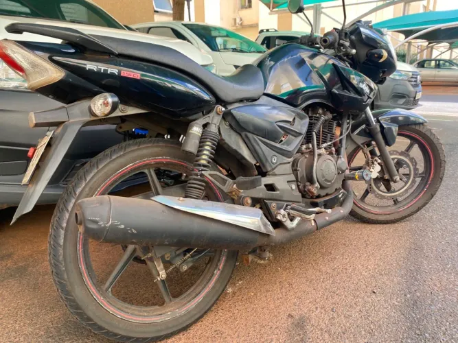Vende-se Dafra Apache 150 - 2010/2011