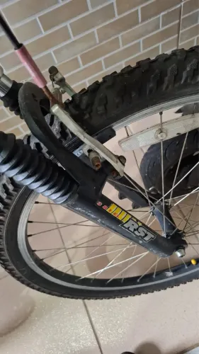 Vendo Bike Giant de alumínio importada