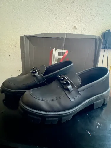 Mocassim Novo - Tamanho 40 | Nunca Usado | R$ 130 (Negociável)