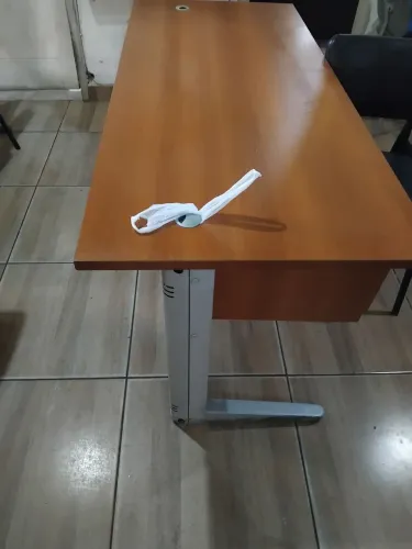 Mesa de escritorio,1,20 x 0,60