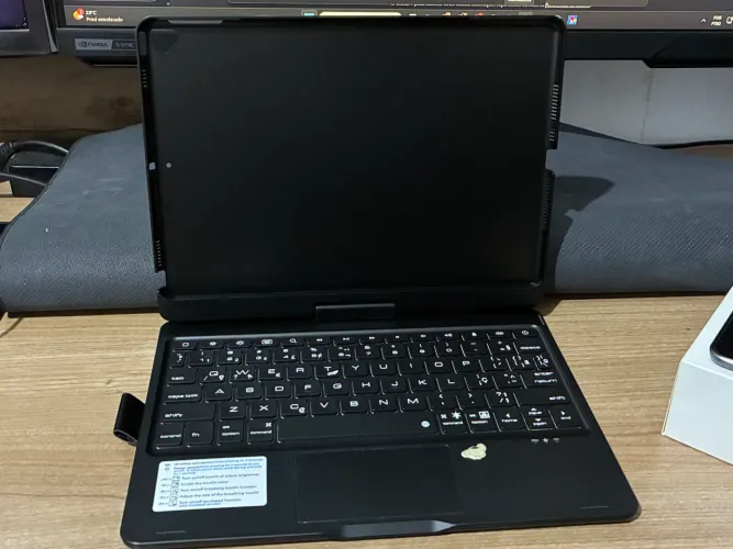 Capa Teclado Rotativa 360° SZAMBIT® ABNT2 Para iPad