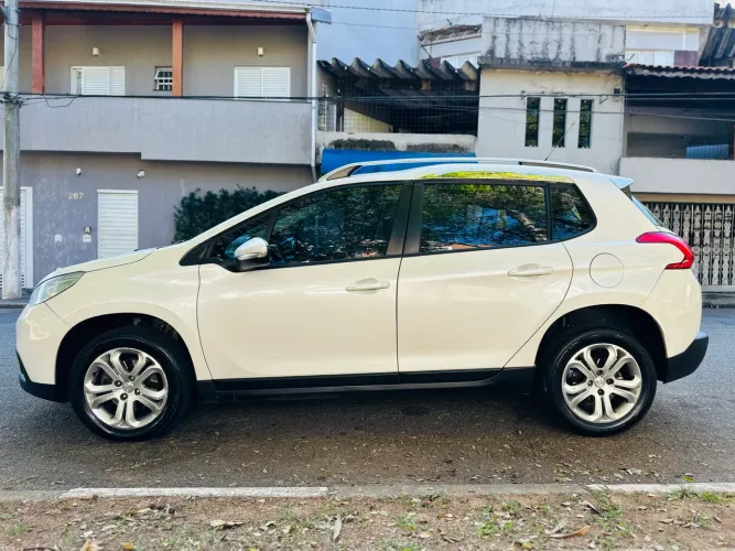Peugeot 2008 Allure 1.6 Flex 16V 5P Aut. 2017