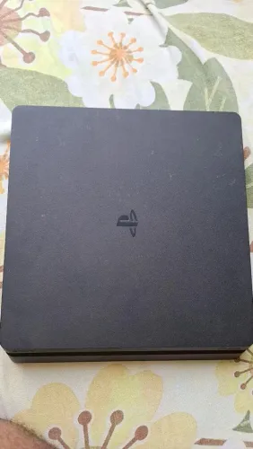 Ps4-Slim 1Tb perfeito estado