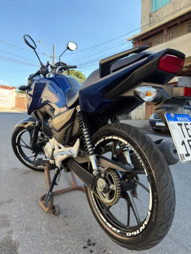 160 azul 2025