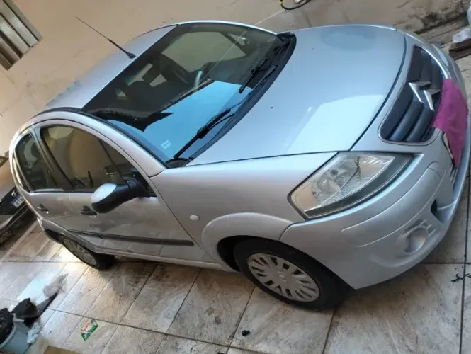 Citroen C3 GLX 1.4/ GLX Sonora 1.4 Flex 8V 5P 2011
