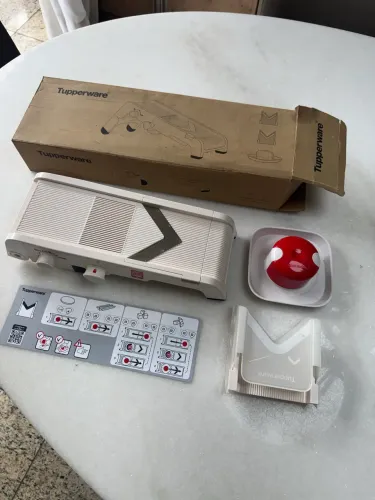 Mandoline Tupperware