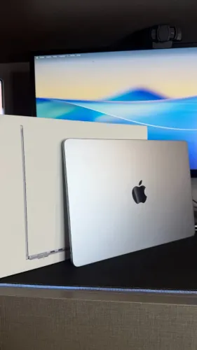 MacBook Air M4 16/256 SkyBklue (Mesmo que novo)