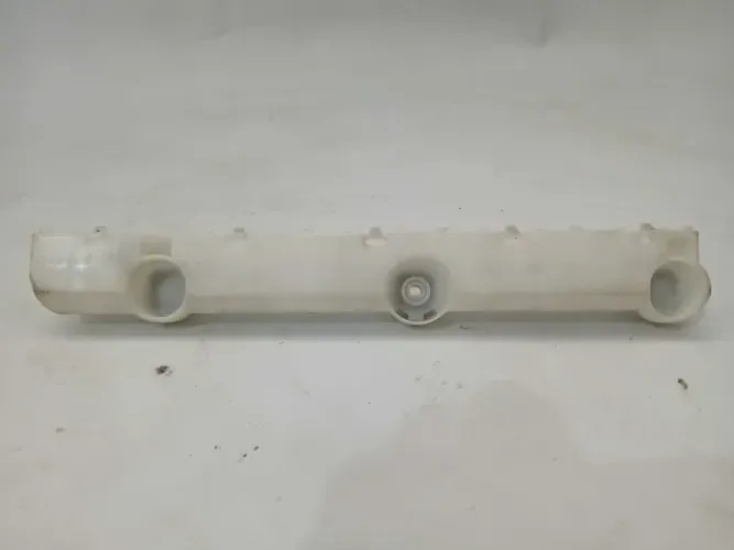 GUIA ESQUERDA PARACHOQUE TRASEIRO NISSAN VERSA 2012/2019