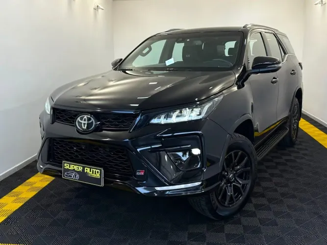 Toyota Hilux SW4 GRS 2.8 TB 4X4 Diesel Aut. 2023
