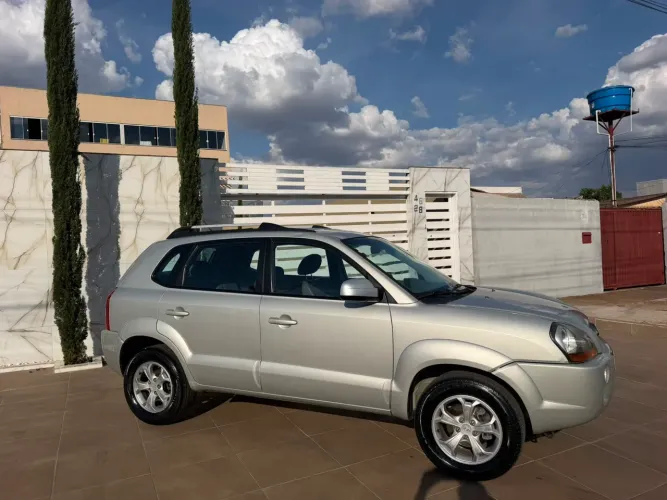 Hyundai Tucson 2.0 16V Aut. 2011