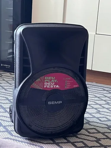 Caixa de Som Amplificada 200W