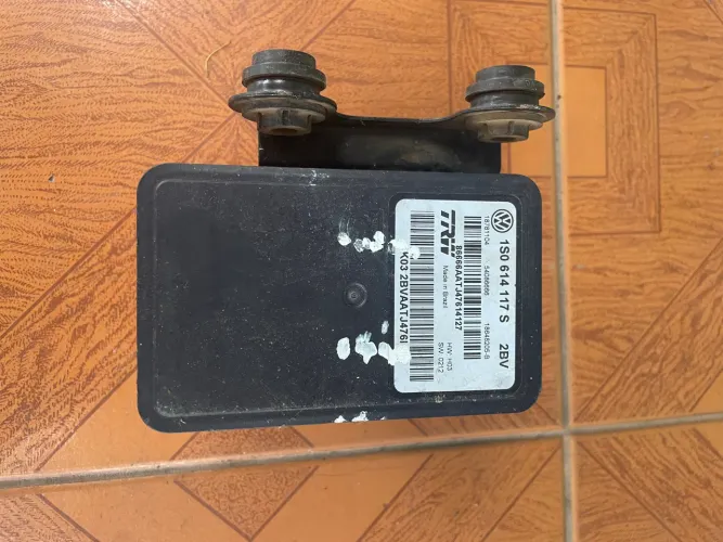 Módulo Freio Abs Vw Gol Voyage Saveiro G6 1.6 1s0614117s