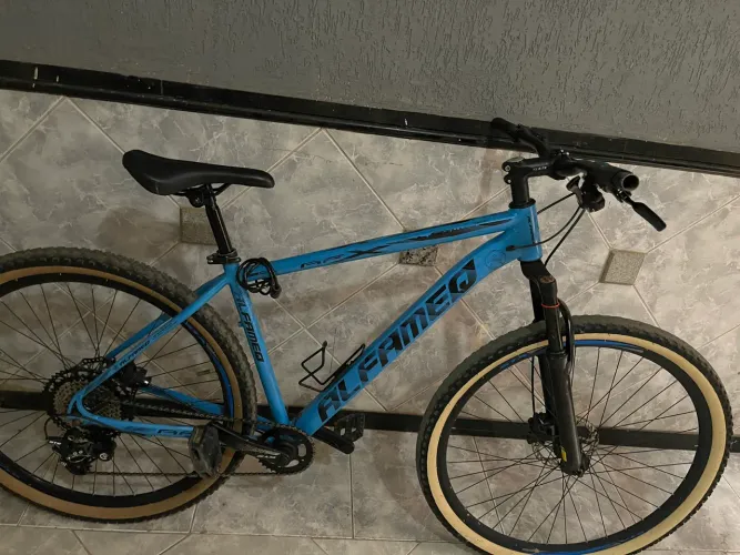 Vendo ou troco Bicicleta aro 29