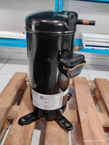 COMPRESSOR SCROLL PANASONIC PARA PISO TETO DE 60.000 BTU 380V R22  C-SB373H9A