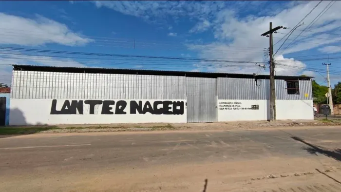Aluga se galpões